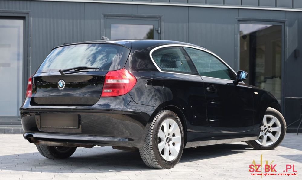 2008' BMW 1 Series photo #3