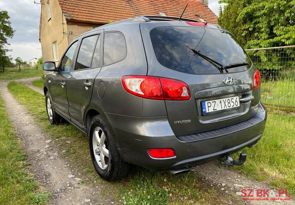 2009' Hyundai Santa Fe photo #6