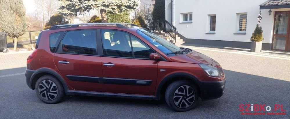 2008' Renault Scenic photo #1