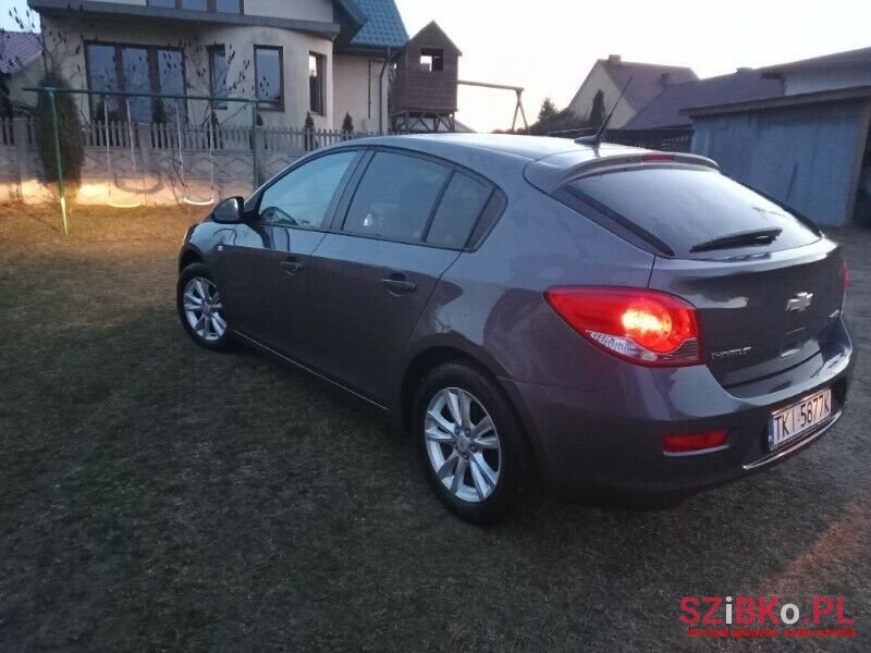 2012' Chevrolet Cruze photo #3