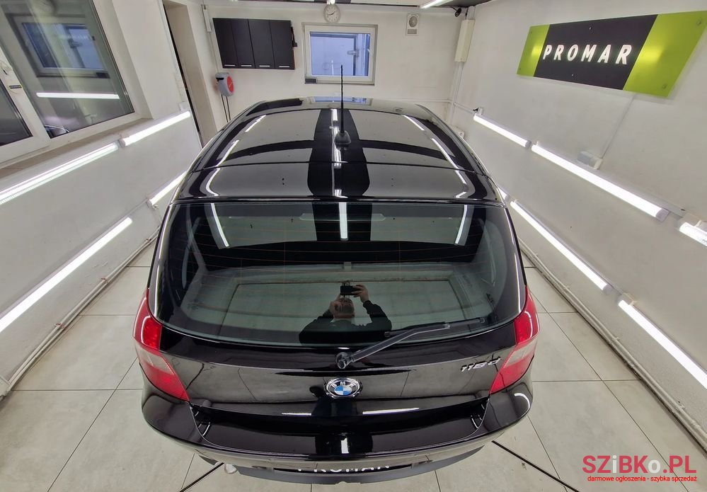 2006' BMW 1 Series 118D photo #5