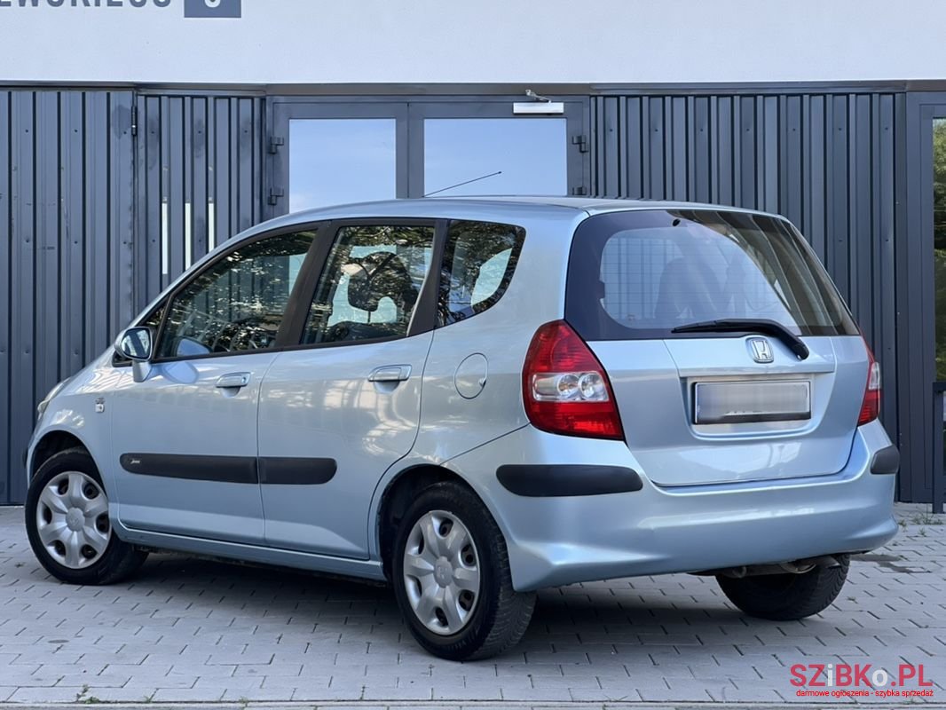 2006' Honda Jazz photo #2