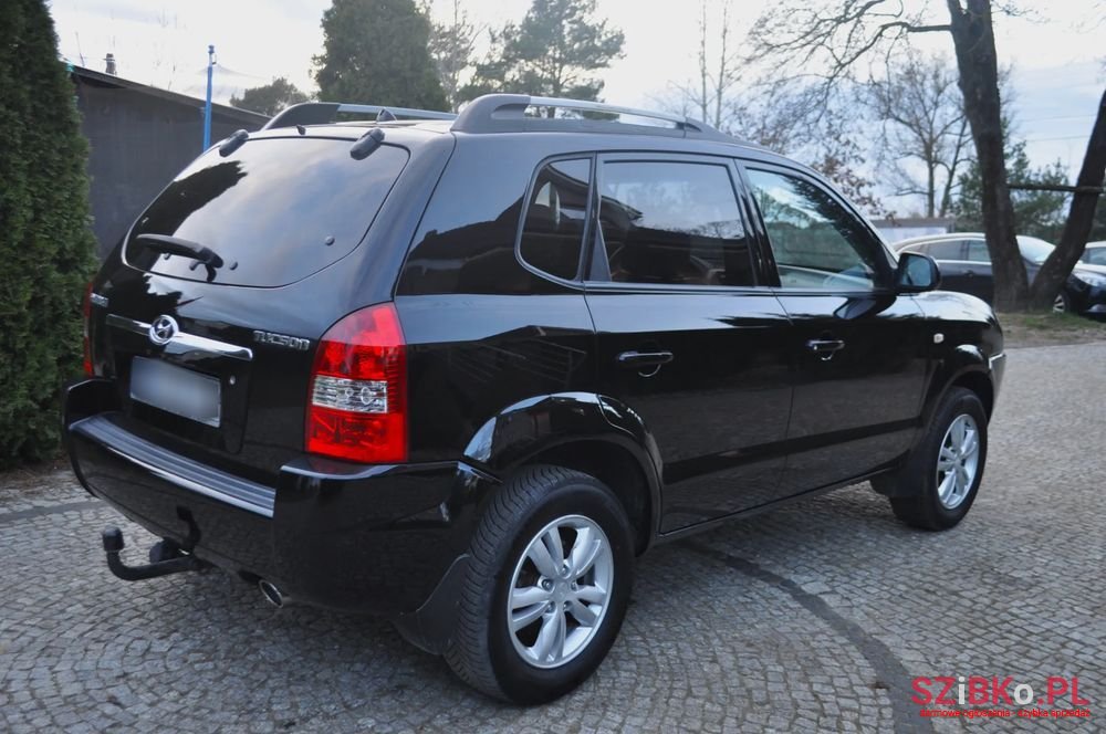 2006' Hyundai Tucson 2.0 Comfort 2Wd photo #6