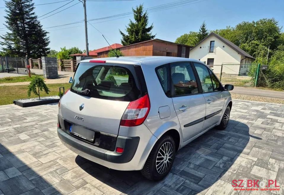 2005' Renault Scenic photo #2
