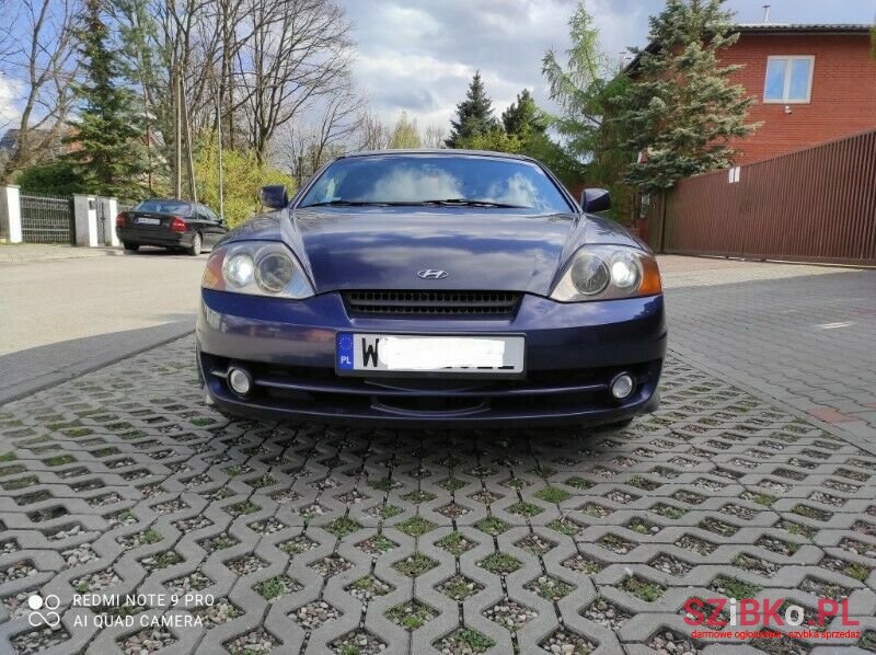 2004' Hyundai Coupe photo #6