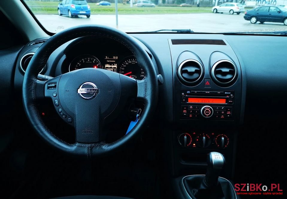 2011' Nissan Qashqai photo #6