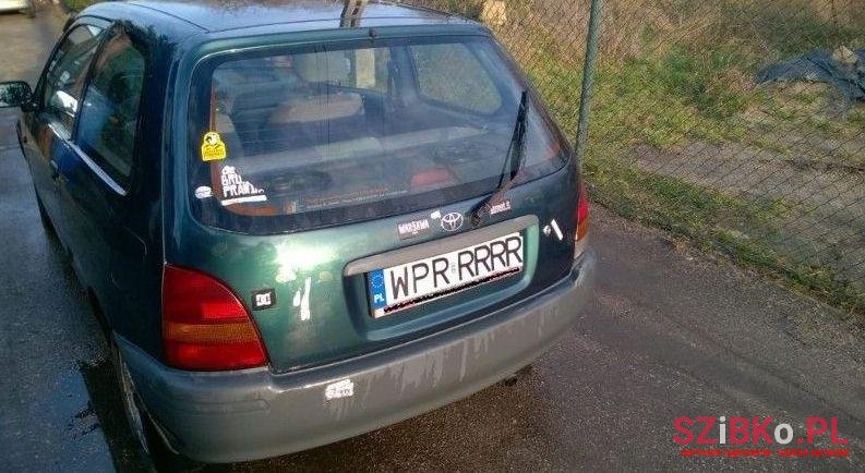 1997' Toyota Starlet photo #1