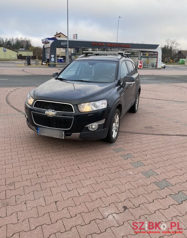 2011' Chevrolet Captiva photo #1