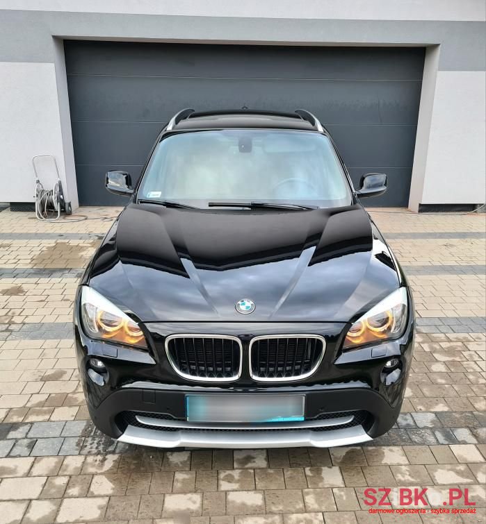 2011' BMW X1 photo #2