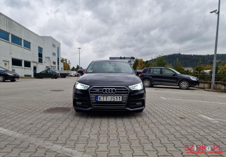 2010' Audi A1 photo #1