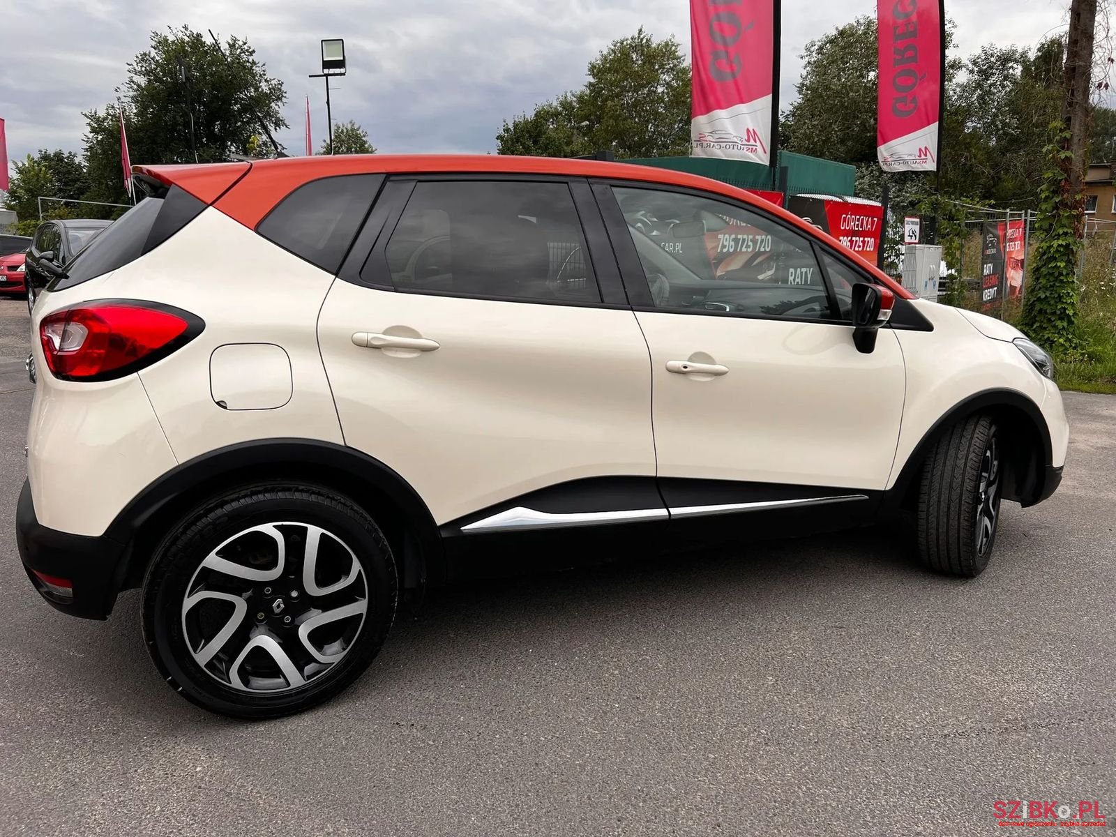 2013' Renault Captur photo #5