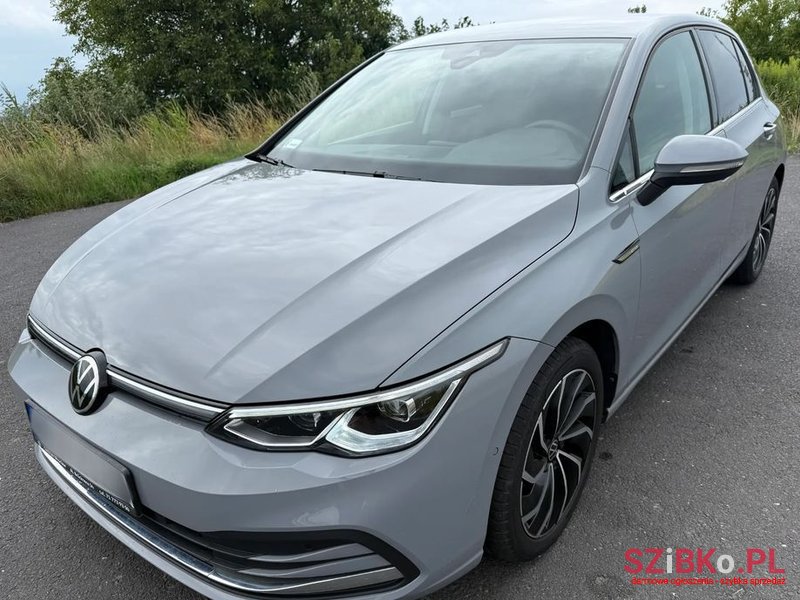2020' Volkswagen Golf photo #2