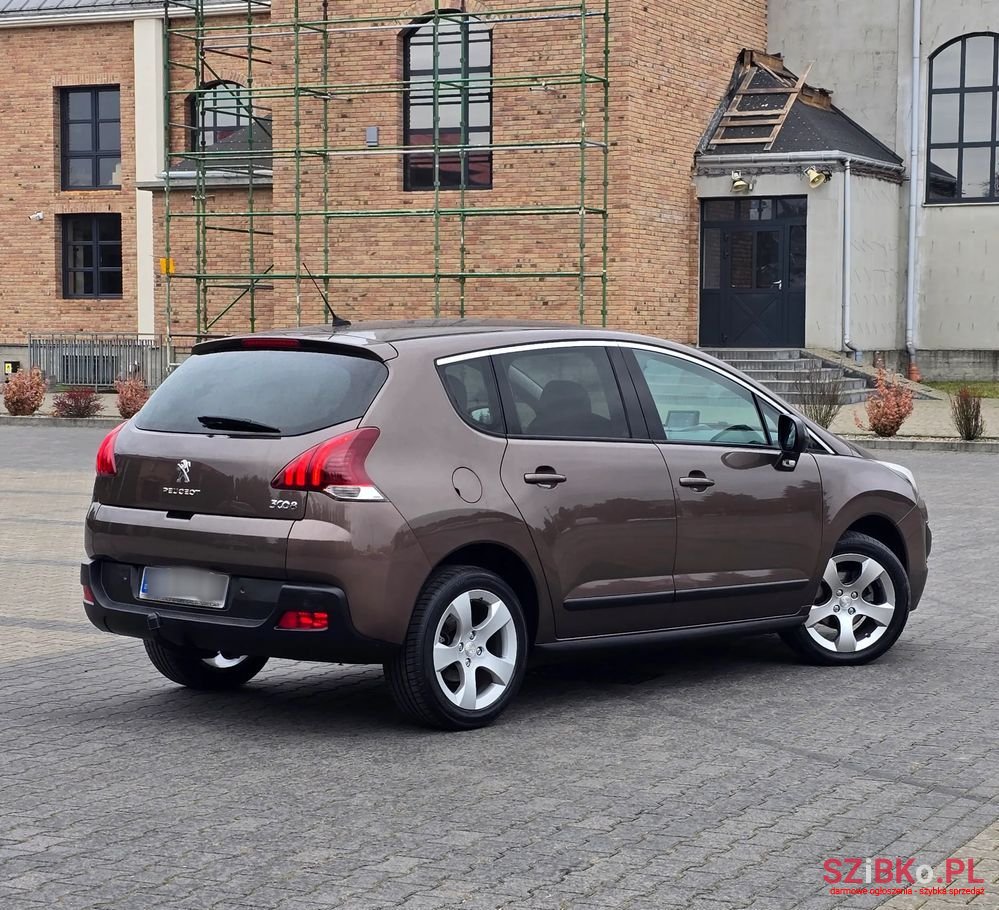 2014' Peugeot 3008 120 Vti Premium photo #6