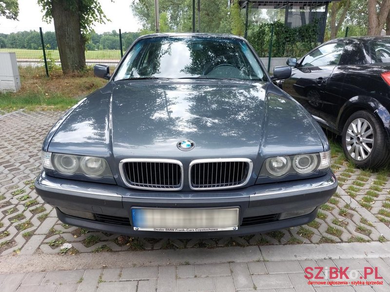 1999' BMW 7 Series photo #2