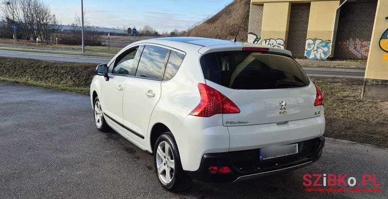 2012' Peugeot 3008 1.6 Hdi Premium photo #3