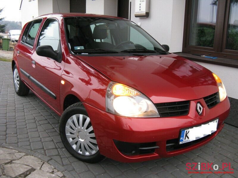 2007' Renault Clio photo #1
