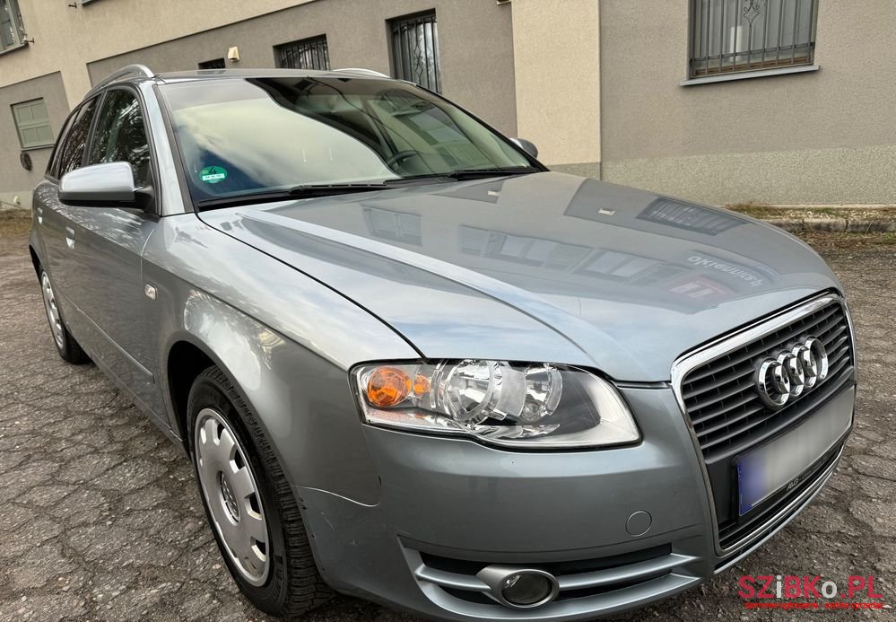 2007' Audi A4 Avant photo #2