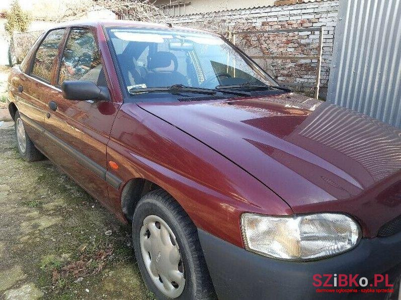 1997' Ford Focus photo #1