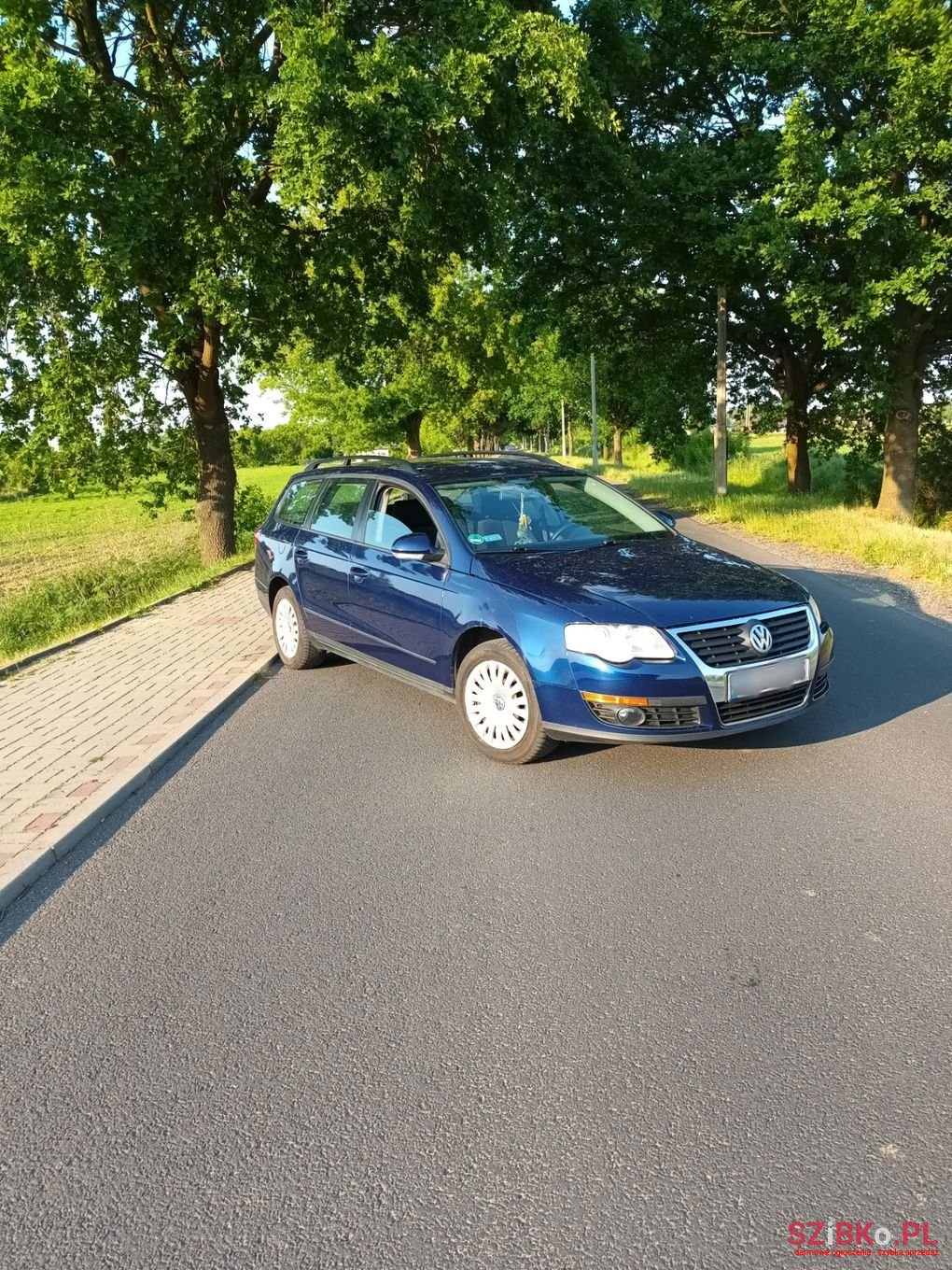 2006' Volkswagen Passat photo #1