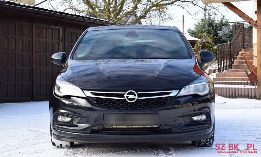 2016' Opel Astra 1.4 Turbo Edition photo #2