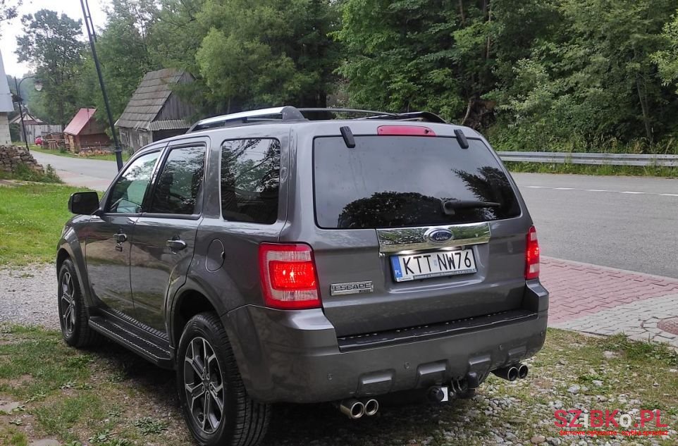 2011' Ford Maverick photo #4