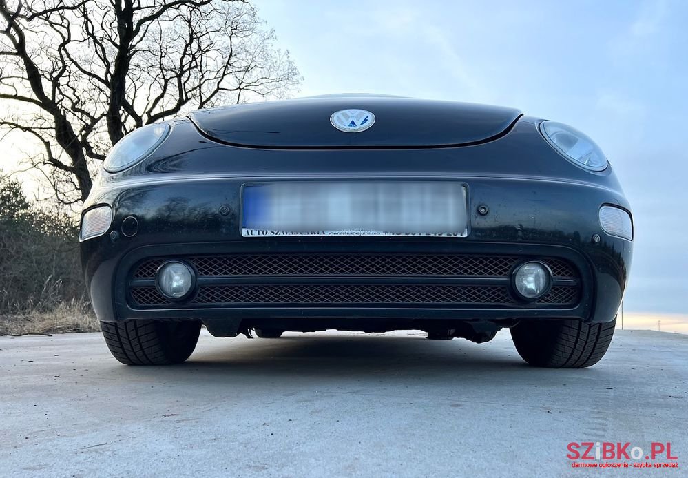 2000' Volkswagen New Beetle photo #5