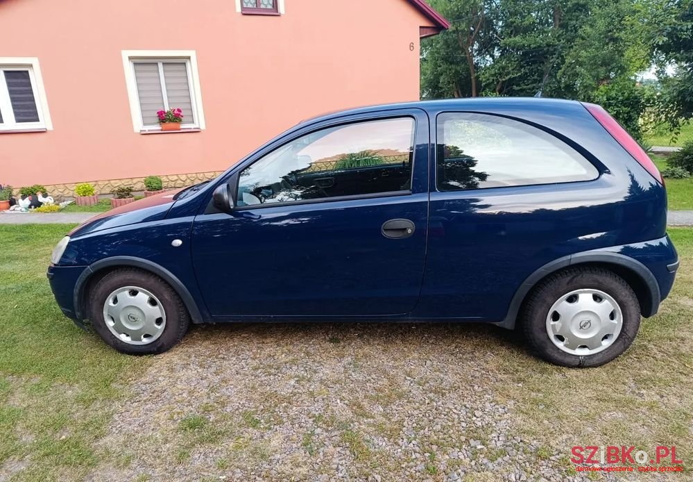 2004' Opel Corsa 1.0 12V Cosmo photo #2
