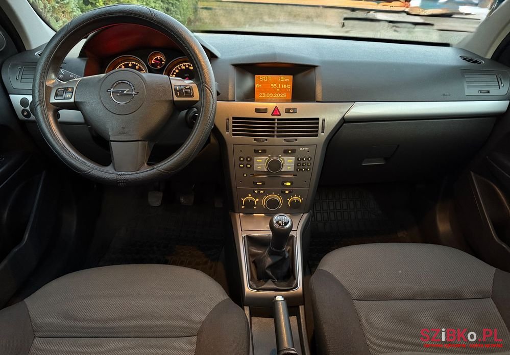 2006' Opel Astra 1.4 Njoy photo #4