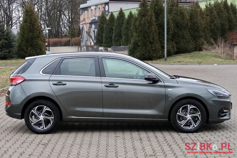 2023' Hyundai i30 Smart photo #4