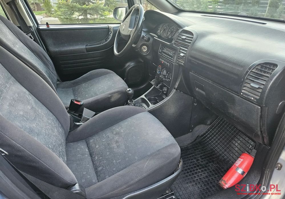 2000' Opel Zafira 2.0 Di Elegance photo #4