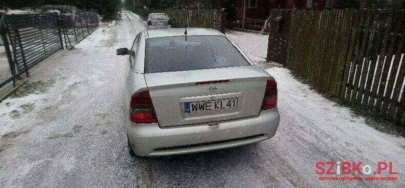 2004' Opel Astra photo #3