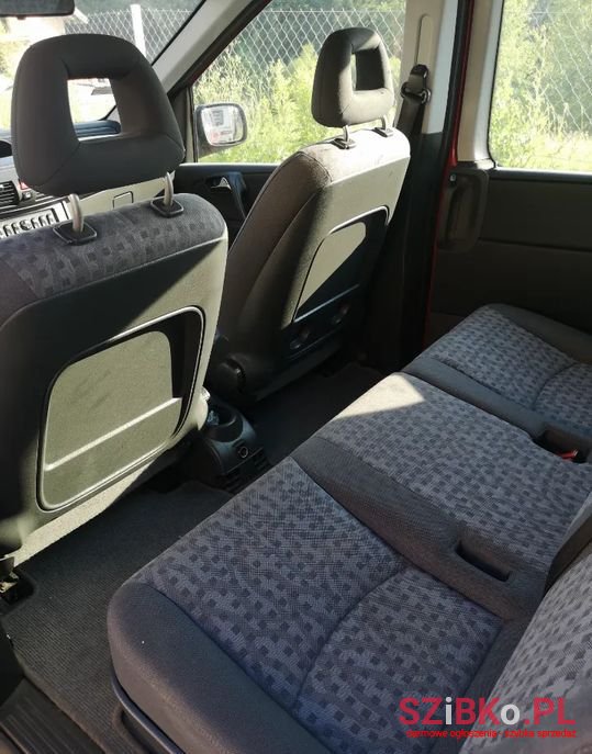 2003' Mercedes-Benz Vaneo photo #3