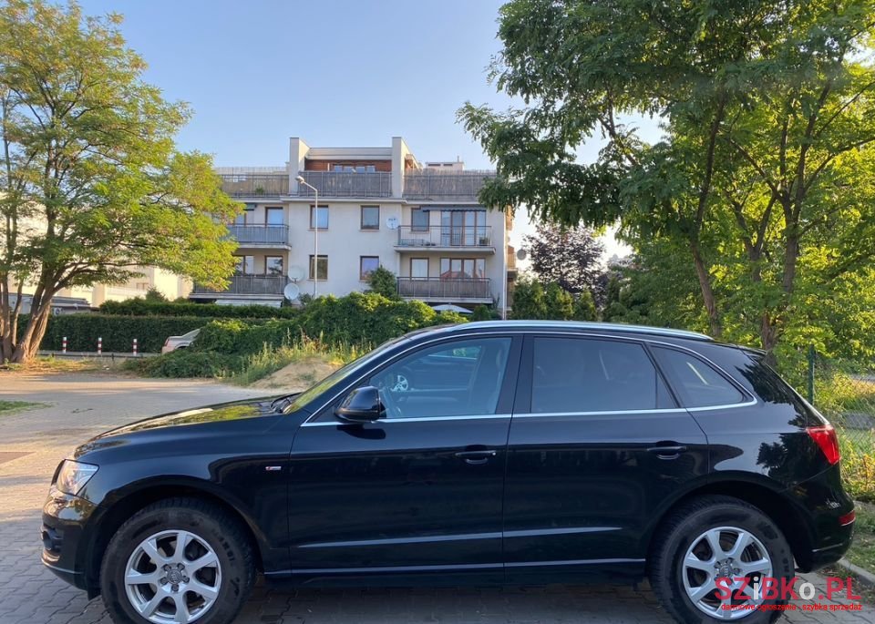 2010' Audi Q5 photo #4