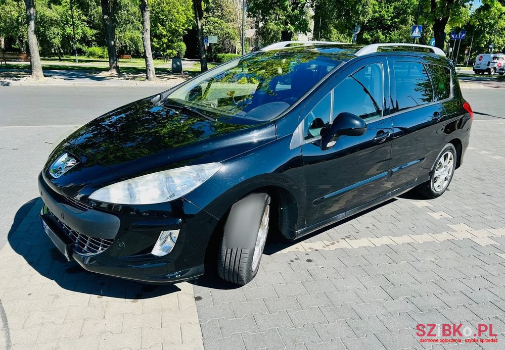 2010' Peugeot 308 photo #1