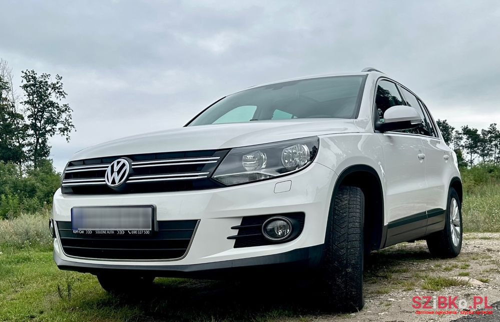 2012' Volkswagen Tiguan photo #5