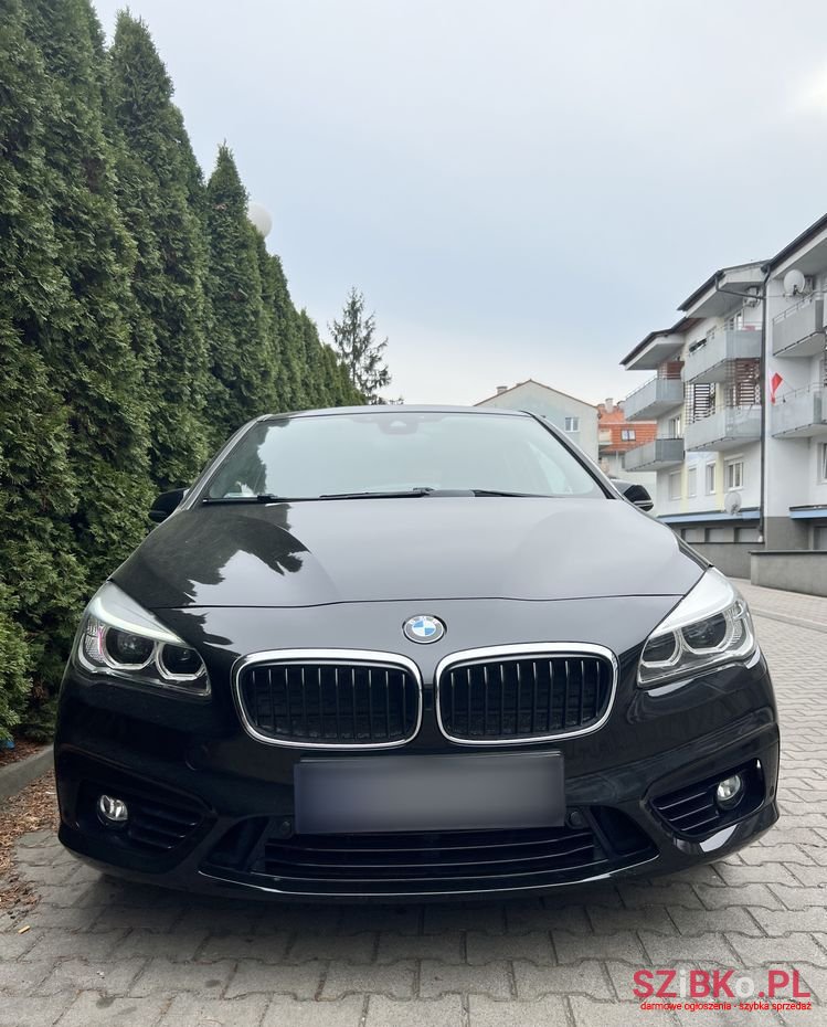 2014' BMW 2 Series 218D Sport Line Sport photo #4