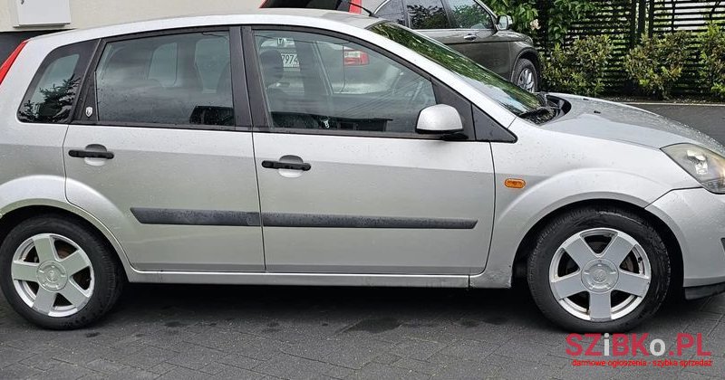 2006' Ford Fiesta 1.6 Tdci Ghia photo #6