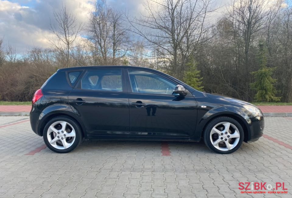 2007' Kia Ceed photo #2