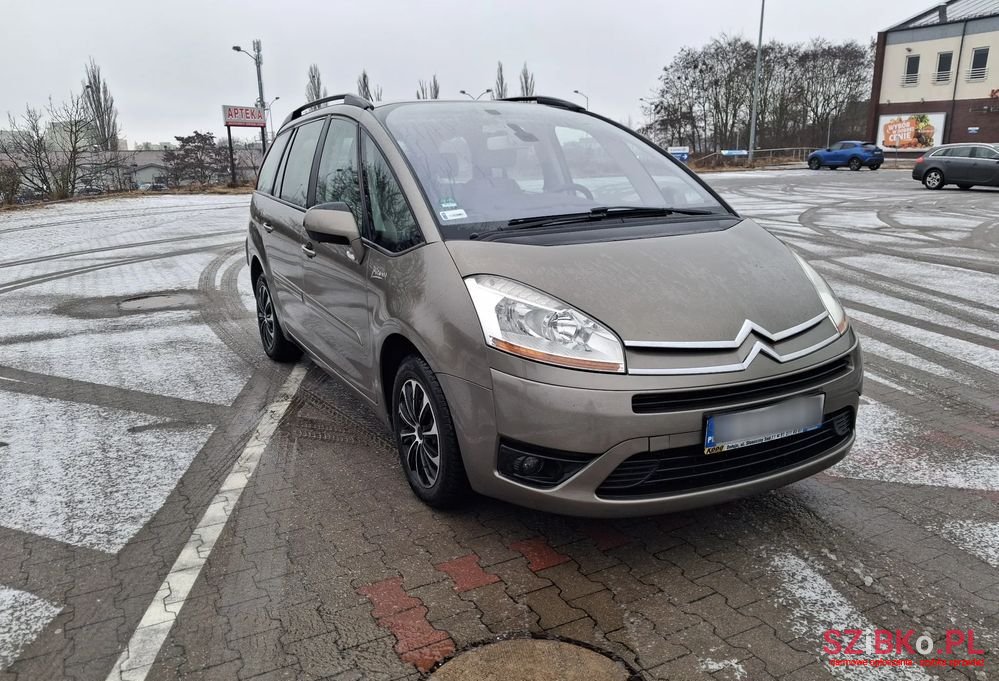 2010' Citroen C4 Grand Picasso photo #4