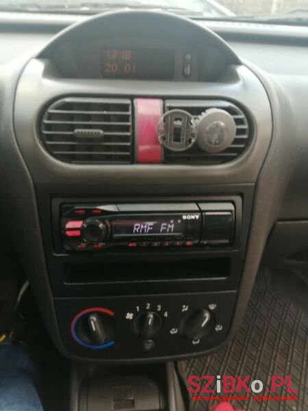 2002' Opel Corsa photo #6