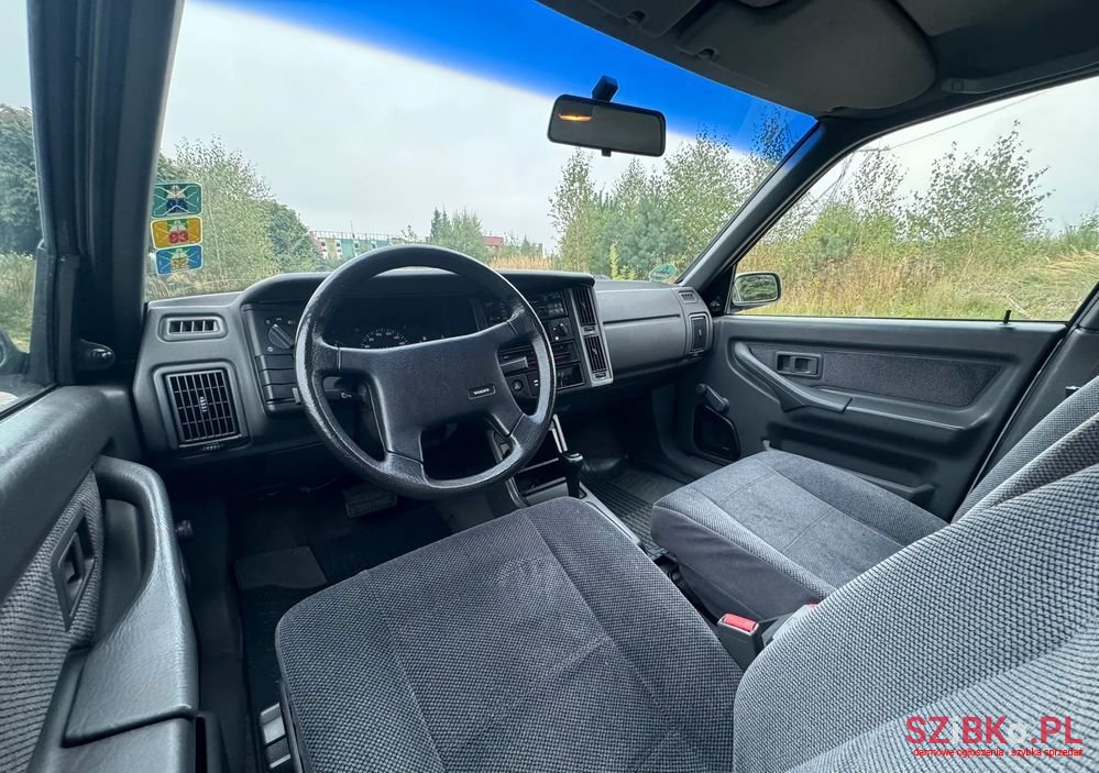 1991' Volvo Seria 400 photo #6