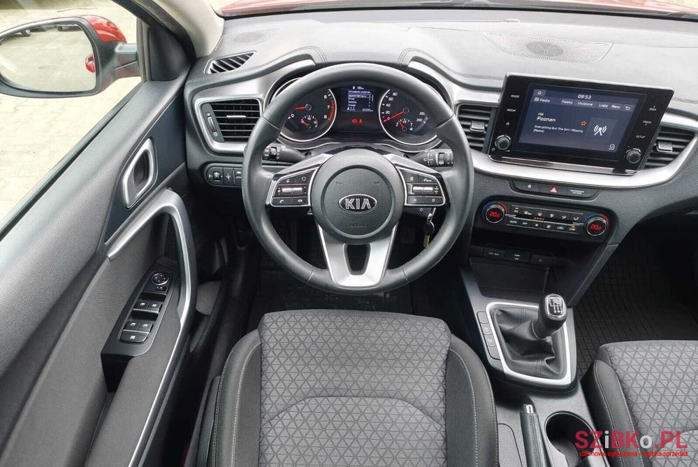 2020' Kia Ceed 1.4 T-Gdi L photo #5