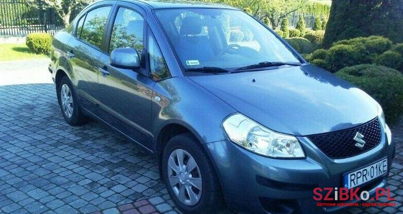 2008' Suzuki SX4 photo #1
