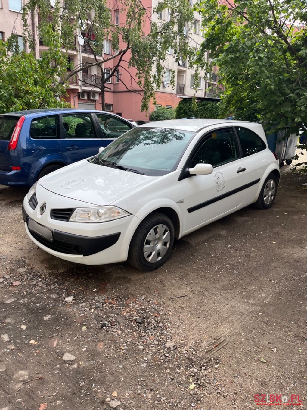 2007' Renault Megane photo #1