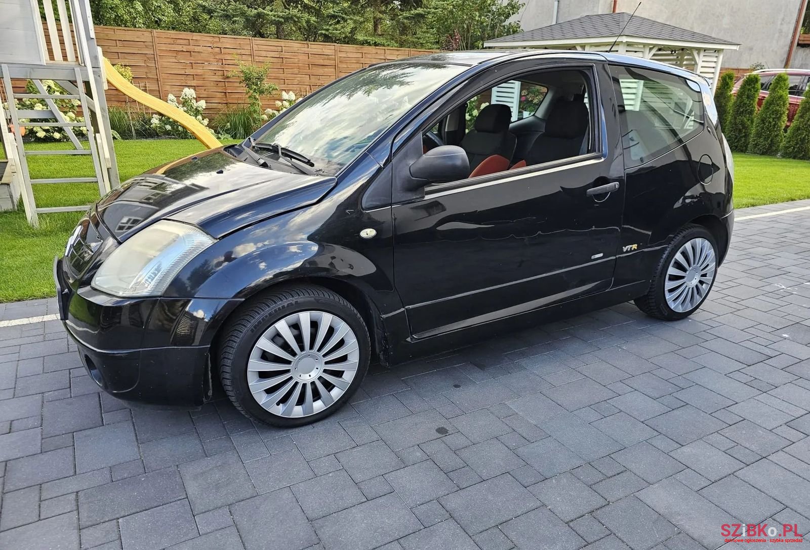 2004' Citroen C2 photo #2