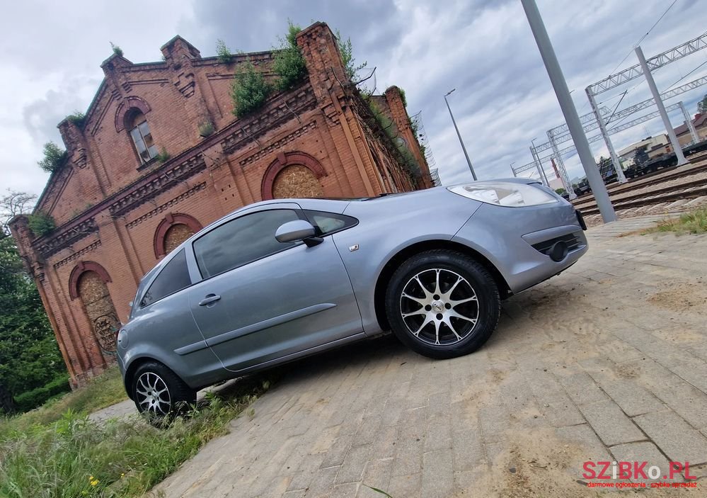2007' Opel Corsa 1.2 16V Color Edition photo #6