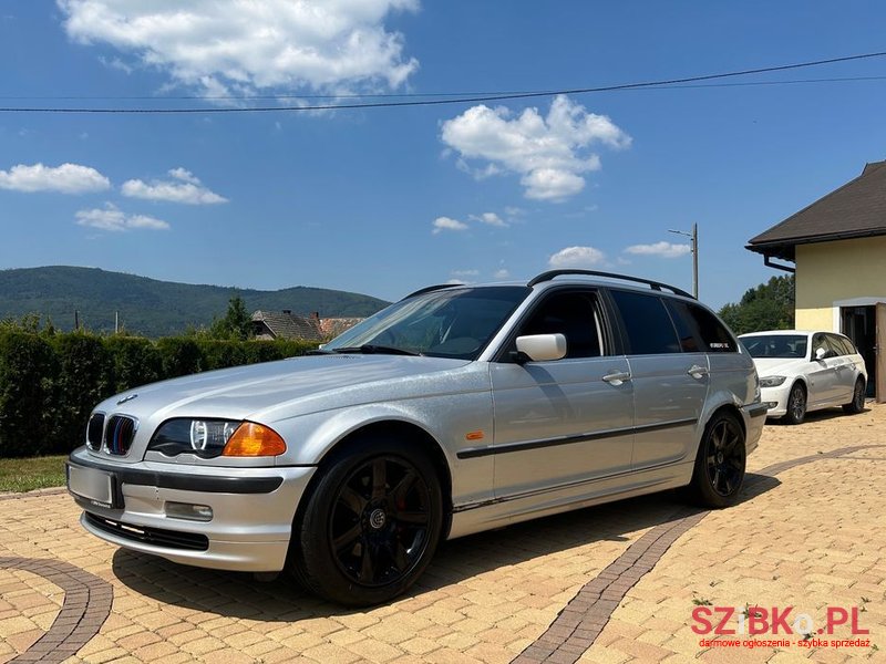 2001' BMW 3 Series 320I photo #2