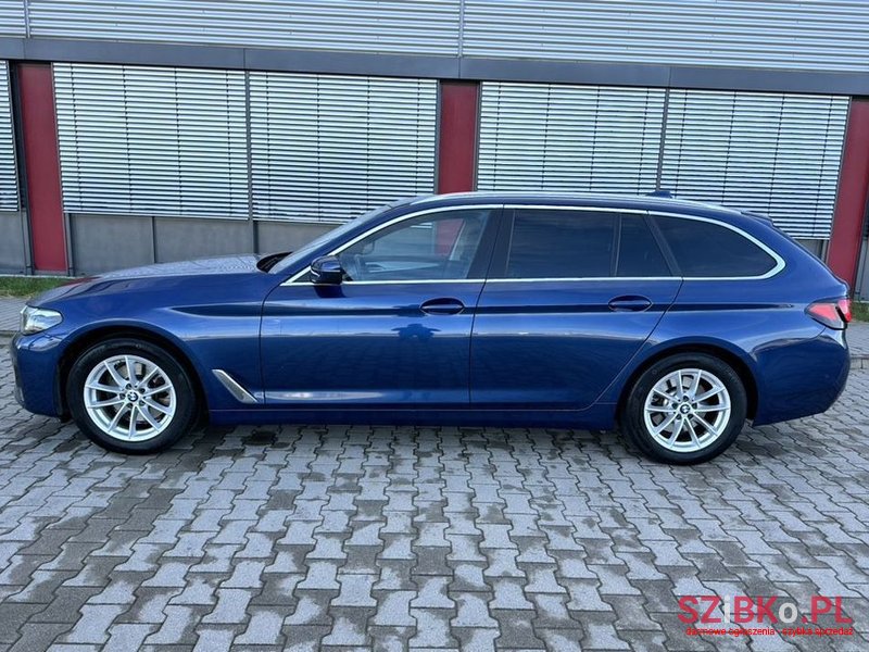 2020' BMW 5 Series 520D Mhev Sport photo #6