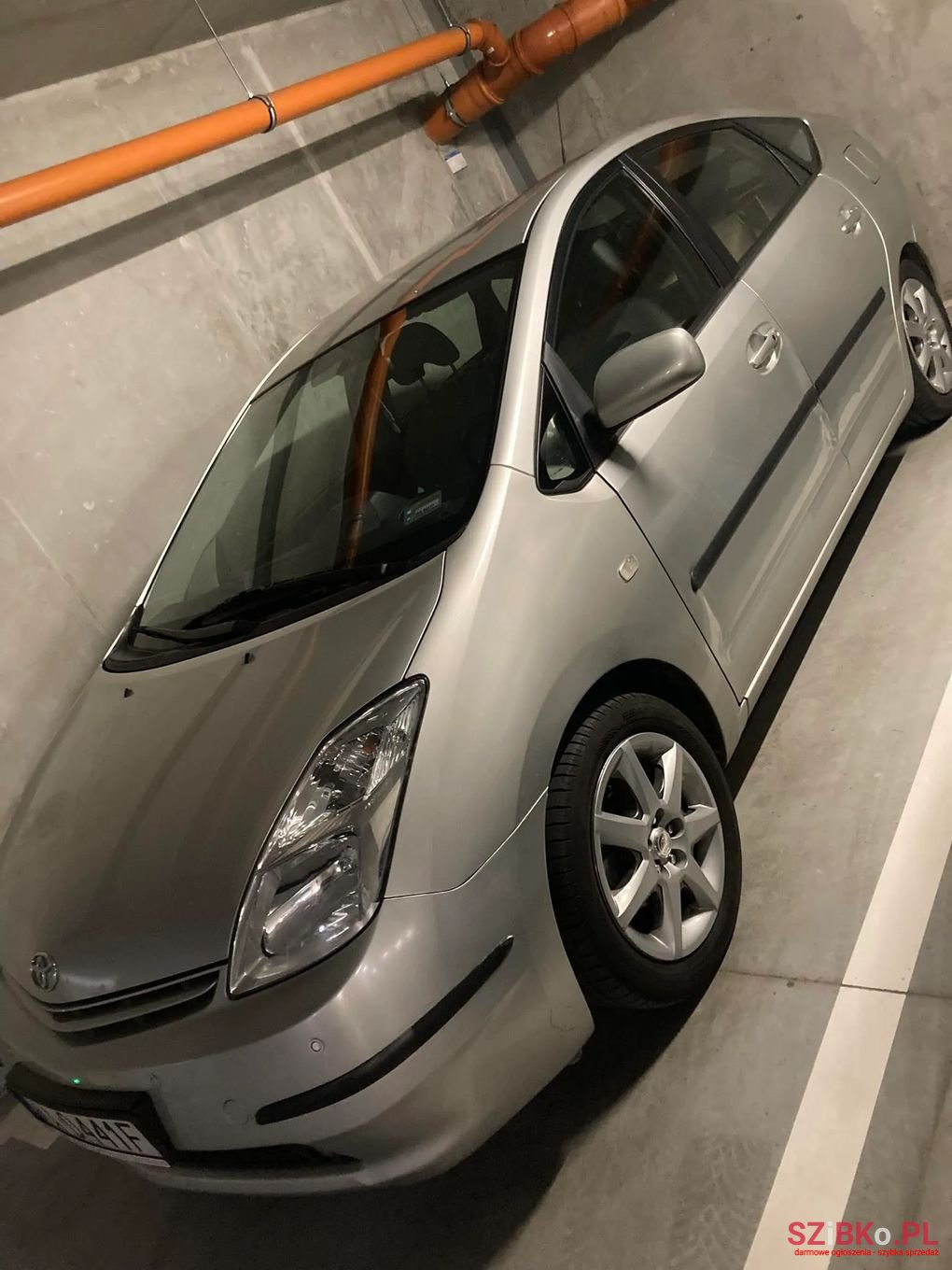 2005' Toyota Prius photo #2