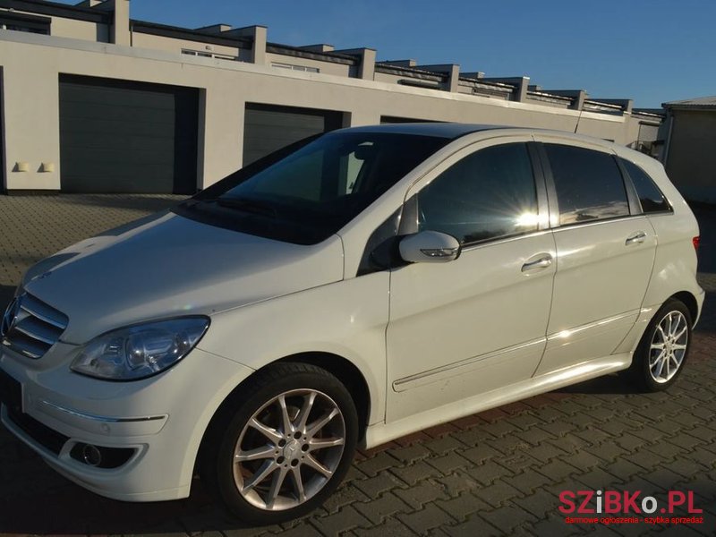 2008' Mercedes-Benz B-Class 180 Cdi photo #6